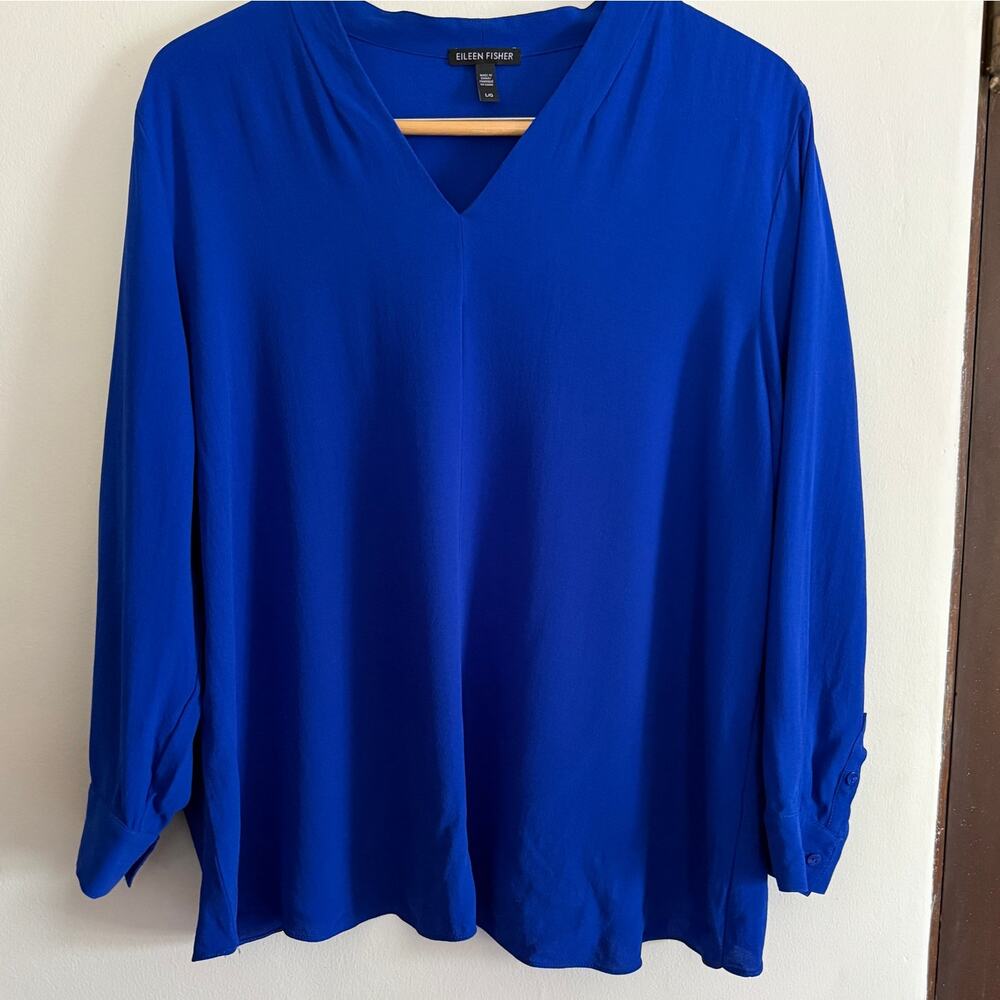 EILEEN FISHER | Cobalt Blue Silk Crepe V Neck Blouse Shirt | Large